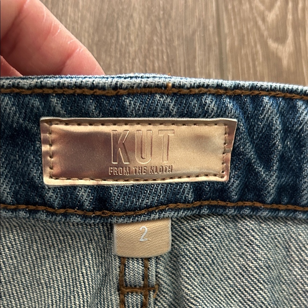 Like new - KUT From The KLOTH ‘Jen’ Denim Skirt - Picture 3 of 16